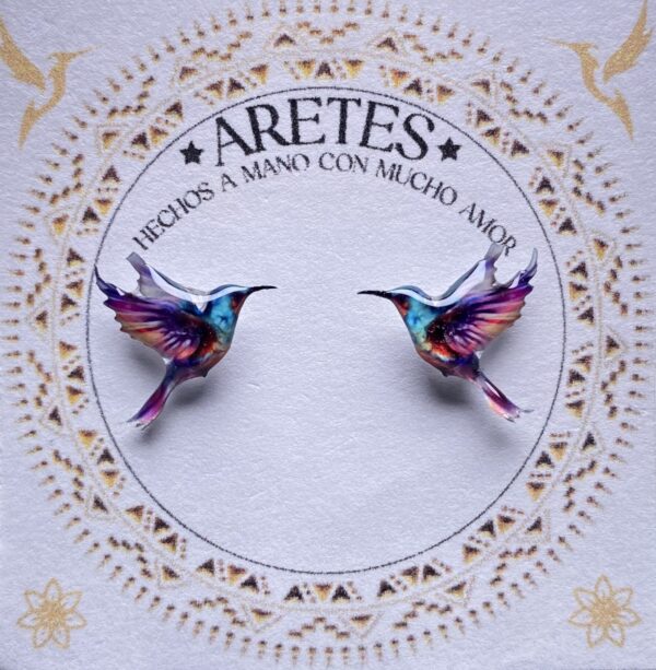 Aretes artesanales de Colibri Fenix– Accesorios exclusivos inspirados en la fauna Colombiana.